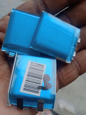 (CODE-11) MINI LITHIUM POLYMER 3.7VBATTERY._img_6