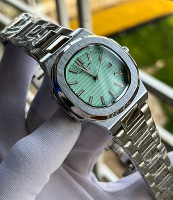 Patek Nautilus Chain Silver Tiffany Dial Non Chrono_img_0