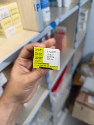 A-Ret Gel 0.1% w/w_img_2