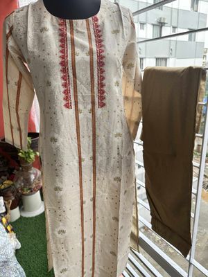 Premium Indian Viscose Silk Kurti Set with Straight Pant – RAYNIX_img_2