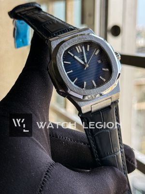 PATEK NAUTILUS QUARTZ BLUE DIAL BLUE BELT_img_0