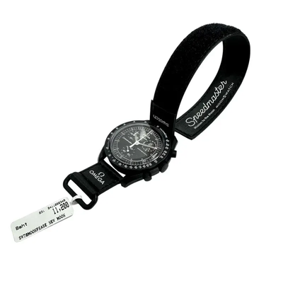 Omega x Swatch “Snoopy Edition” Mission To The Moonphase Men's Watch- S033B700_img_3