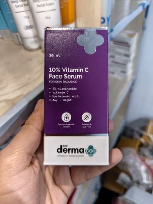 Derma Co 10% Vitamin C Face Serum 30ml_img_1