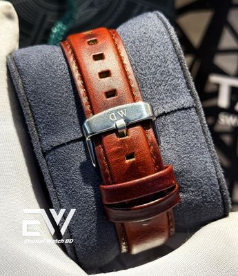 DW SILVER CASE MUSTARD BELT WHITE DIAL_img_1