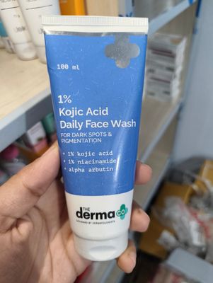 Derma Co 1% Kojic Acid Daily Face Wash 100ml_img_1