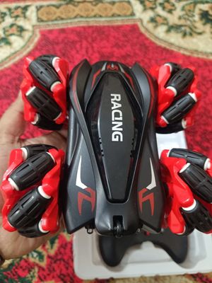 Hand Gesture Stunt Car – 4WD Racing Drift Car with Remote Control (Newest Model)_img_2