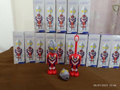 Ultraman Toothbrush Holder for Kids – Cute Brush Stand with Cover_img_2