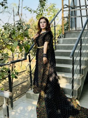 Dhupian Silk Sharee with Blaus Piece_img_1