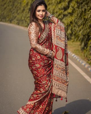 Soft Silk Saree with Blouse Piece_img_1