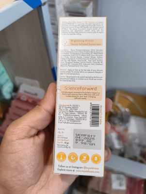 Wishcare 2% Vitamin C Pure Glow Milk Sunscreen | SPF 50 PA++++ 50g_img_2