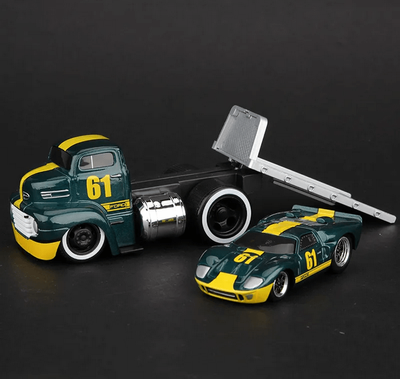 Maisto 1:64 Muscle Transports 1950 Ford COE Flatbed and 1966 Ford GT40 MK II Diecast Model car_img_1