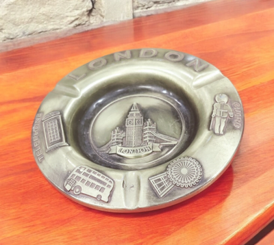 Seraphic Metal Decorative Imp Round tray for Cigarette Ashtray for office,Home,Car|Cigarette_img_0