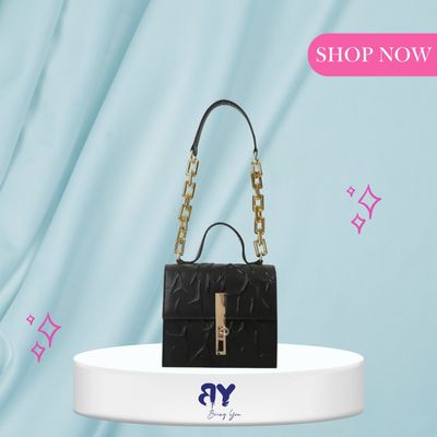Women’s Fashion Flap Lock Square Chain Shoulder Bag – Elegant Crocodile Pattern Tote Bag | Plain Color Flip Cover Design_img_1