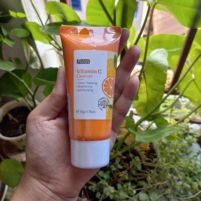 Fenyi Vitamin C cleanser_img_2