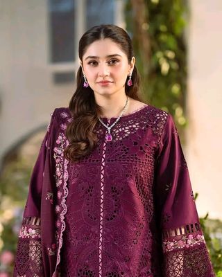 Bin Ilyas Freesia Inspired  Emb Lawn'25_img_1
