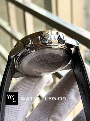 OMEGA SPEEDMASTER BLACK BELT BLACK DIAL YELLOW HAND_img_3