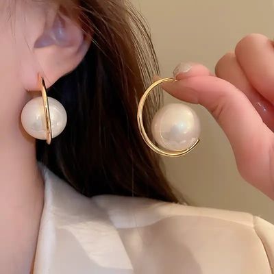 Elegant pearl earring. 99 Taka only_img_2