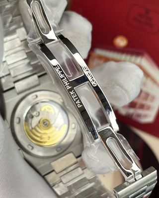 PATEK PHILIPPE NAUTILUS | EUROPEAN STANDARD | AUTOMATIC | SILVER CASE BLUE DIAL_img_4