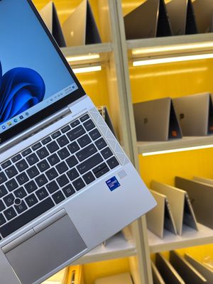 Hp elitbook 840 G8 (No Touchscreen)_img_3