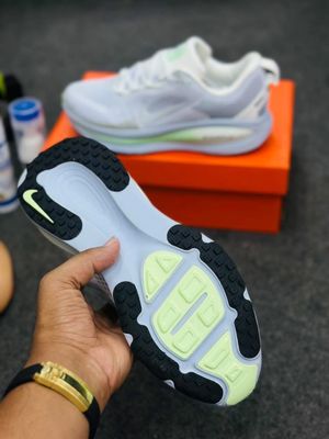 Nike x ZoomX  “Vomero 18”_img_7