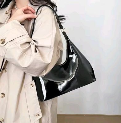 ✨ Y2K Glossy Shoulder Bag 🌷✨_img_2