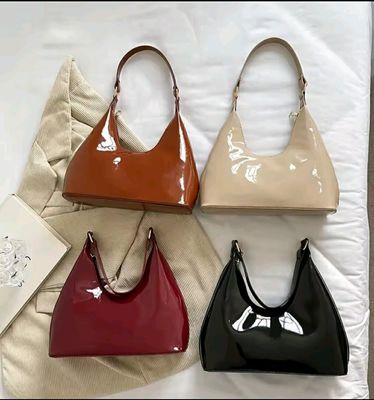 ✨ Y2K Glossy Shoulder Bag 🌷✨_img_4
