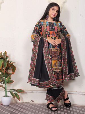 Noor-e-Bahar – Multicolor Digital Printed Georgette Three Piece_img_3