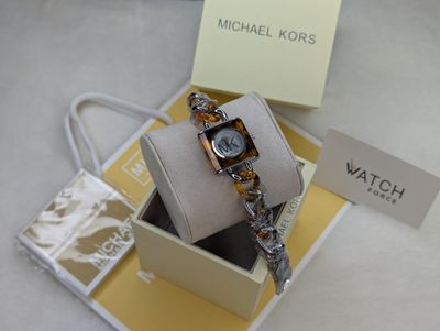 MK Quartz Watch_img_1
