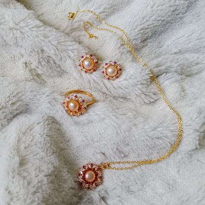 Unique design pearl pendent set_img_1