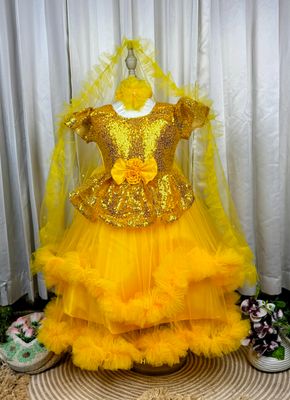 Sequence yellow_img_1