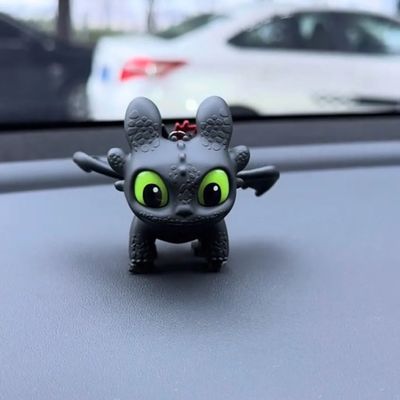 Toothless Light-Up Night Fury Keychain_img_3