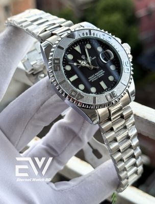 ROLEX YACHT MASTER SWEEP BLACK DIAL SILVER CASE_img_0