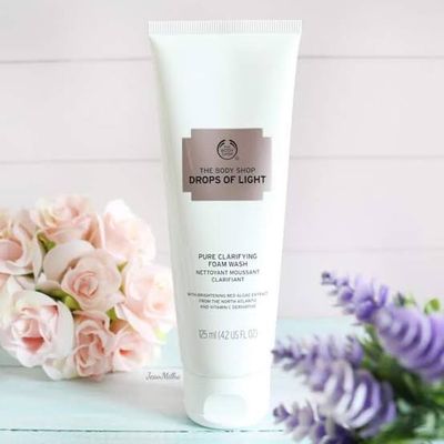 The Body Shop Drops Of Light Pure Clarifying Foam Wash – 125ml_img_1