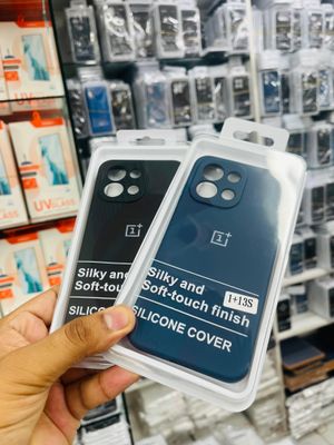 OnePlus 13T/Oneplus 13s Back Cover Silicone Back Cover_img_4