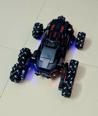 RC Stunt Car with 6 Wheels, Music and Lights_img_4
