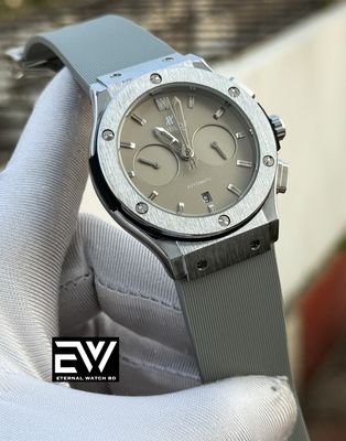HUBLOT CLASSIC FUSION GRAY SILICON BELT SILVER CASE GRAY DIAL_img_0