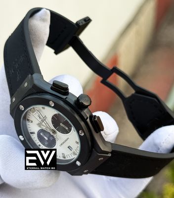 HUBLOT CLASSIC FUSION BLACK VELVET BELT WHITE DIAL BLACK CASE_img_1