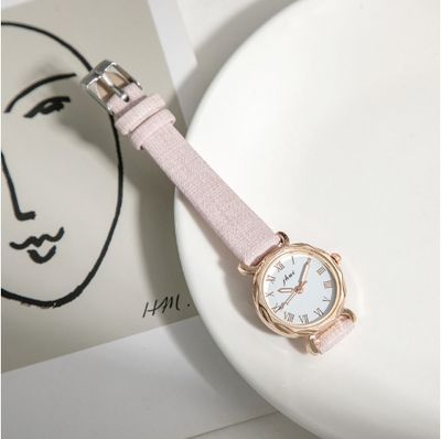 Imported fashion Roman quartz analog small female Harajuku wrist watch_img_3