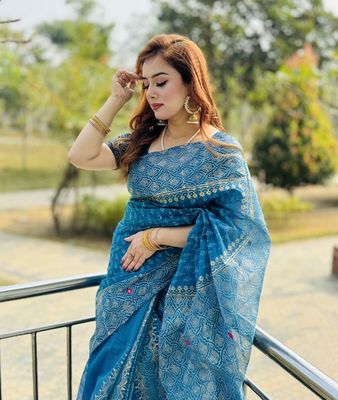 লাইটওয়েট ও আরামদায়ক সেমি মসলিন ব্লক প্রিন্ট শাড়ি_img_3