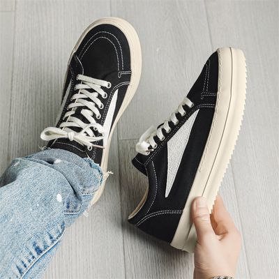 Vintage leather sneakers in black_img_7