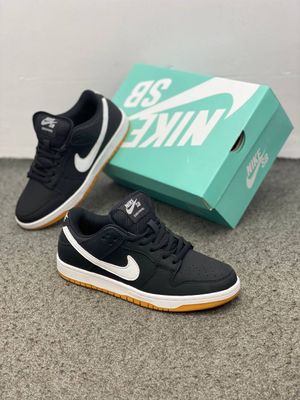 Nike SB Dunk - Black/White_img_0