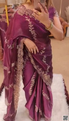 অসম্ভব সুন্দর একটি শাড়ি। আপনার প্রিয়জনকে গিফট করুন_img_0