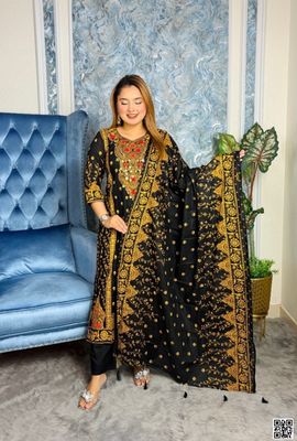 পিওর সুতির কাপড়ের একটি অসম্ভব সুন্দর ড্রেস পাচ্ছেন_img_2