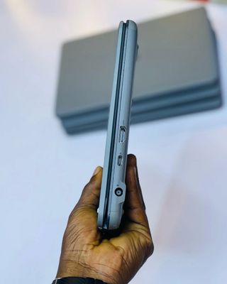 Dell Latitude 3120 2-in-1_img_1