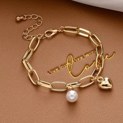 Beautiful heart shaped golden bracelet_img_0