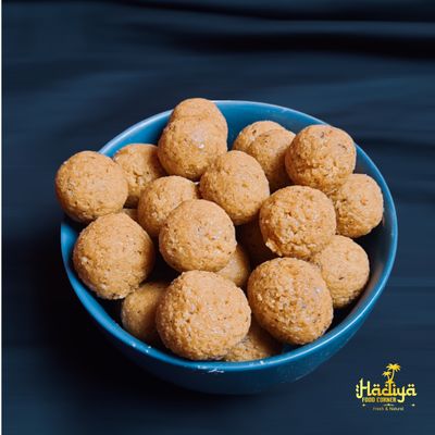 কুষ্টিয়ার স্পেশাল নারিকেল নাড়ু