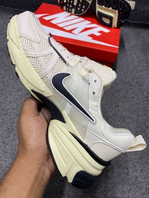Nike V2K Run Summit White_img_2
