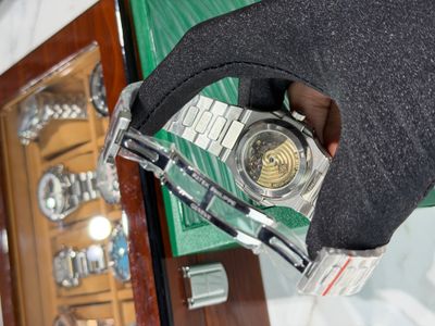 Patek Philippe Nautilus blue dial stone_img_2