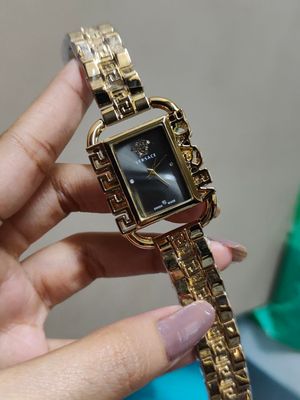 VERSACE SQUARE GOLDEN BLACK DIAL_img_0