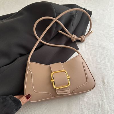 Belt design shoulder bag_img_4